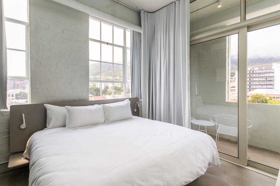 1 Bedroom Property for Sale in Gardens Western Cape